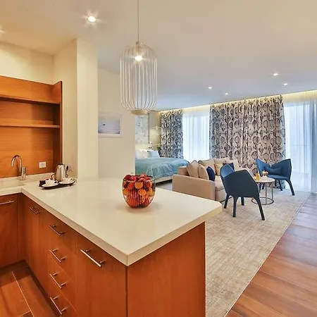 Maritim Paradise Blue Hotel *