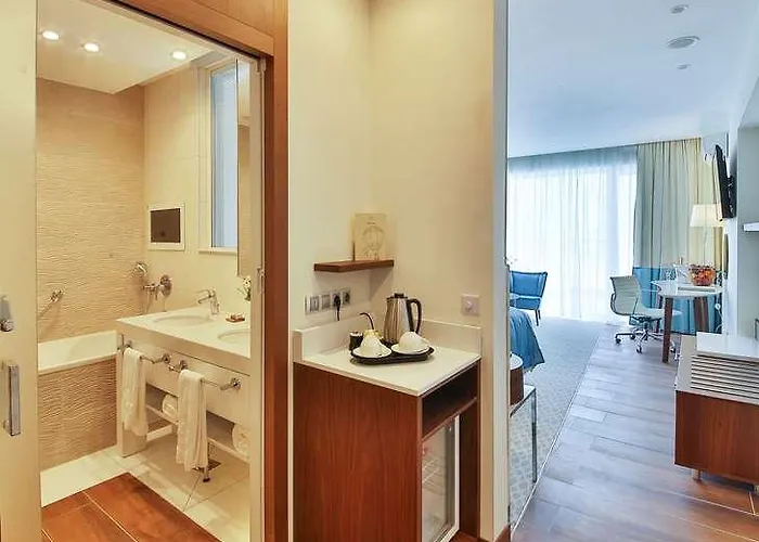 Maritim Paradise Blue Hotell