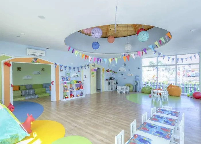 Maritim Paradise Blue Hotell *